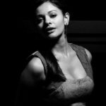 Pooja Kumar Instagram - Loved shooting this at night in #chennai - boy was I tired! #model #actress #blackandwhite #posing #career