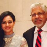 Pooja Kumar Instagram - Happy Father's Day to all the fantastic men who love and inspire their children to be the best positive influencers to the world! Thank you dad for your continuous love, support, guidance, and amazing energy!!!! Love you so much! #fathersday #lovehim #sograteful