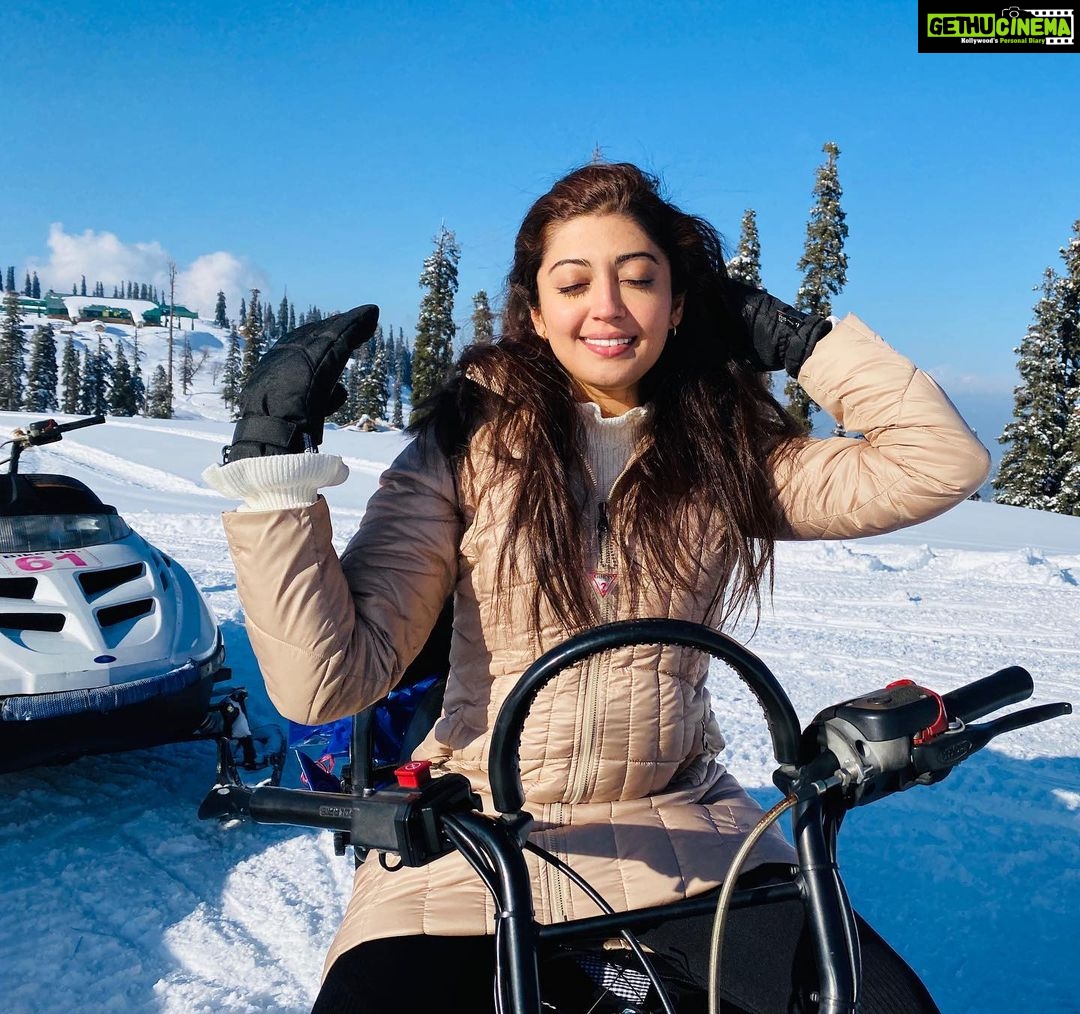 Pranitha Subhash Instagram - Flashback Friday .. snow bike ✨
