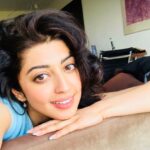 Pranitha Subhash Instagram – ✨
She’s a mess of gorgeous chaos and you can see it in her eyes .. 

throwback :)

🧿