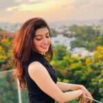 Pranitha Subhash Instagram – Hyd skies and sunsets .. 

📸 @nnikhil1987 
@archithanarayanam