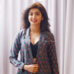 Pranitha Subhash Instagram – For the IAA World Congress in Kochi in love with this motifs printed pant suit by @savlamba
Accessories: @accessoriesbyanandita 
Photo: @ajmal_photography_
Styled by @officialanahita