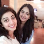 Pranitha Subhash Instagram - Humility personified ... cannot tell you how sweet this gem of a person is ❤️ #airportdiaries #airportbumpin PS : both of us were slightly sleepy with puffy eyes so I had to brighten up the pic 😛😛