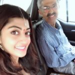 Pranitha Subhash Instagram - #SundaysLikeThese #DaddeDearest #StoreLaunch #travellingwithdad 🌸 Hasthinapuram
