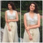 Pranitha Subhash Instagram - Loved wearing this for #majatalkies #Kannada #Bangalore my assistant naveen makes for such a good photographer !! #Outfit: @rashi4493 #Accessories: @accessoriesbyanandita #Styled by @officialanahita
