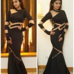 Pranitha Subhash Instagram – #jiofilmfareawards2017 #FilmfareSouth #filmfare2017 #jiofilmfare #redcarpet #aboutlastnight #Outfit: @aanchalrohra
#Accessories: @accessoriesbyanandita 
#Makeup: @gazalrawlyanimakeup 
#Pic: @pamudinakar
#Styledby @officialanahita NOVOTEL, Hyderabad