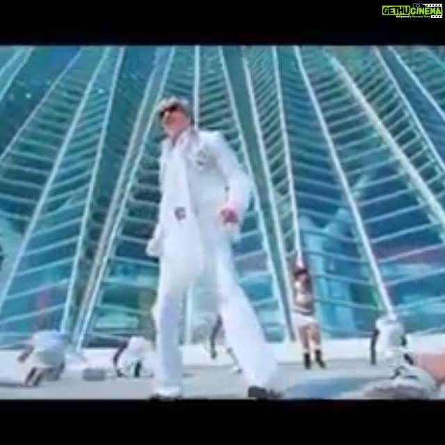 Premgi Amaren Instagram - SUPER STAR dance for STR vallu song 👍👍👍 tharu Maru