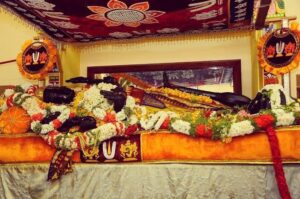 Premgi Amaren Instagram - Blessings to all from Athi Varadar Temple 🙏🙏🙏