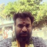 Premgi Amaren Instagram – Blessings to all from kanchipuram ekambareswarar temple 🙏🙏🙏 thanks a lot for your wishes and blessings 🙏🙏🙏