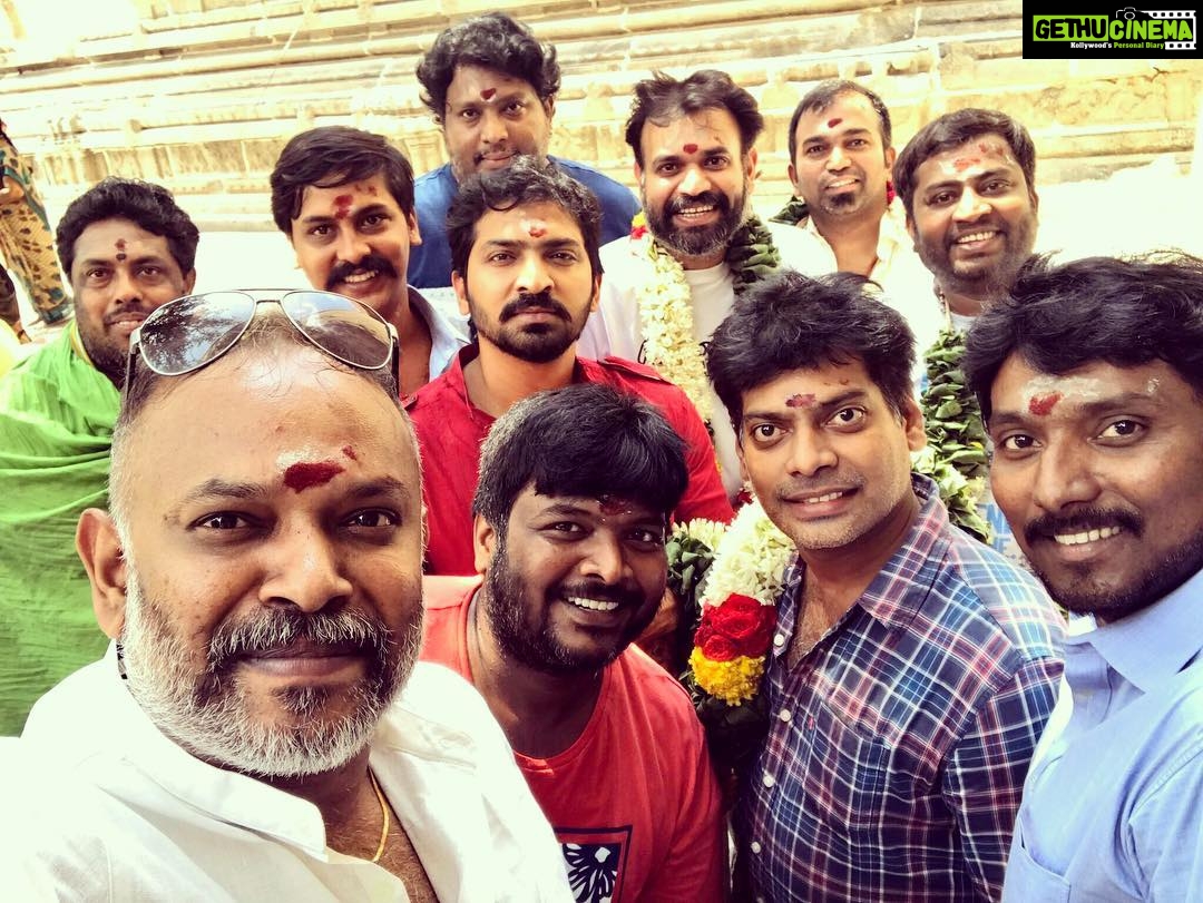 Premgi Amaren Instagram - Blessings to all from Thiruvanamalai 🙏 