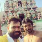 Premgi Amaren Instagram - Blessings to all from Adi Kumbeswarar Temple 🙏🙏🙏