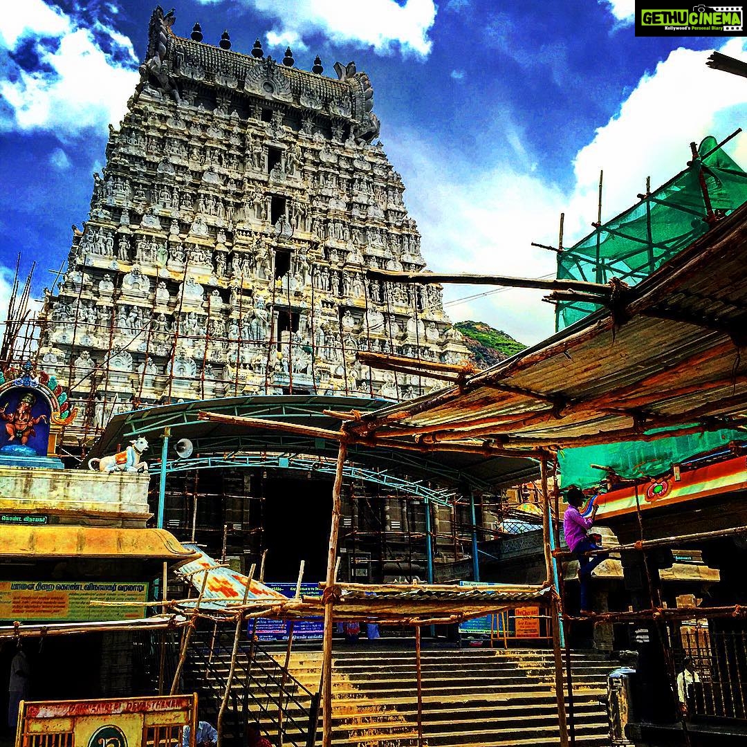 Premgi Amaren Instagram - Blessings to all from Tiruvannamalai 🙏🙏🙏