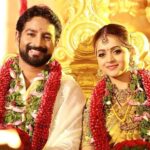 Prithviraj Sukumaran Instagram - Happy married life Naveen and Bhavana! 😊