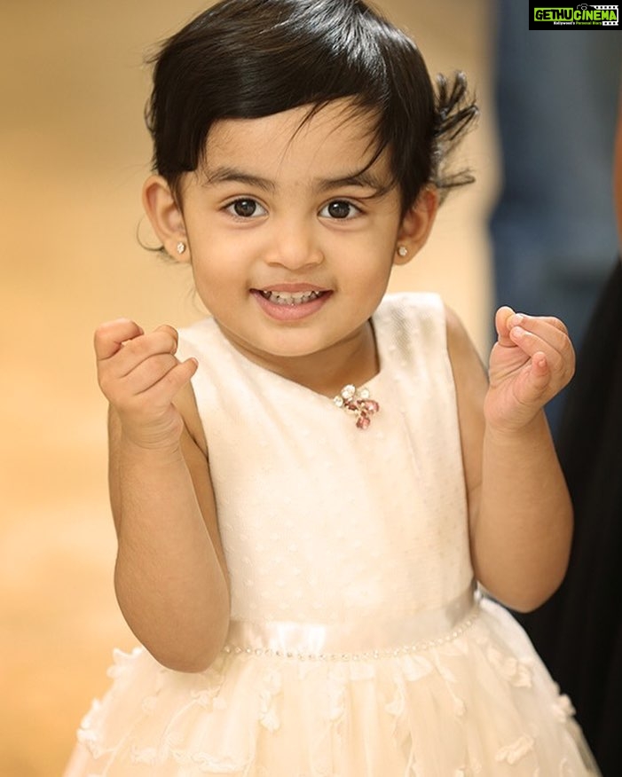 Prithviraj Sukumaran Instagram - ‪Happy birthday sunshine! Ally says a big thank you for all the love and wishes on her 3rd birthday! 😊‬