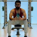Prithviraj Sukumaran Instagram - The customary selfie from the home gym! #beenawhile 😃