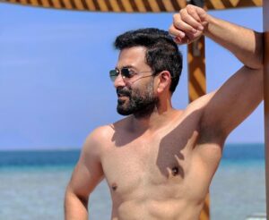 Prithviraj Sukumaran Instagram - Sun, sand and salt n pepper! 😎. Pic courtesy: @supriyamenonprithviraj