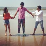 Priya Anand Instagram - #Puneethrajkumar & I Fighting Over #Chikkanna 😂 #Rajakumara #Goa