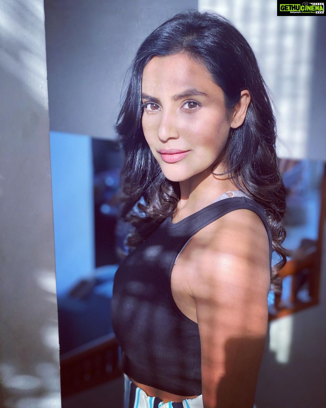 Priya Anand - 128.4K Likes - Most Liked Instagram Photos