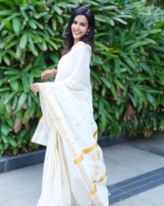 Priya Anand Instagram - Life Happens.. Laughter Helps! ✨