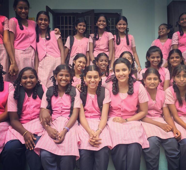 Priya Anand Instagram - Back To School On A Sunday 😜 #Muthuramalingam