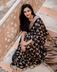 Priya Anand Instagram - We carry inside us the wonders we seek outside us... - Rumi 🖤

Wearing: @raw_mango 
Photography: @imrankhans24  @kiransaphotography 
Make Up: @chetannayak05 
Hair: @namratanandkumar 
Assisted By: @sureshsonar31