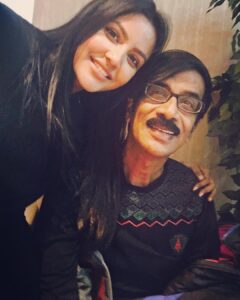 Priya Anand Instagram - With Funny man @manobalam