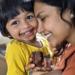 Priya Anand Instagram - Always Got Your Back Baby Girl ❤ @deshna.vidhya @vedya.hmua