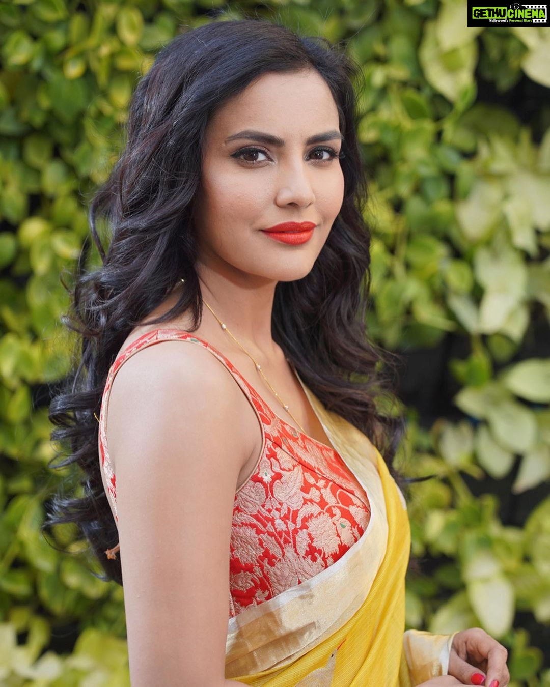Priya Anand - 68.7K Likes - Most Liked Instagram Photos