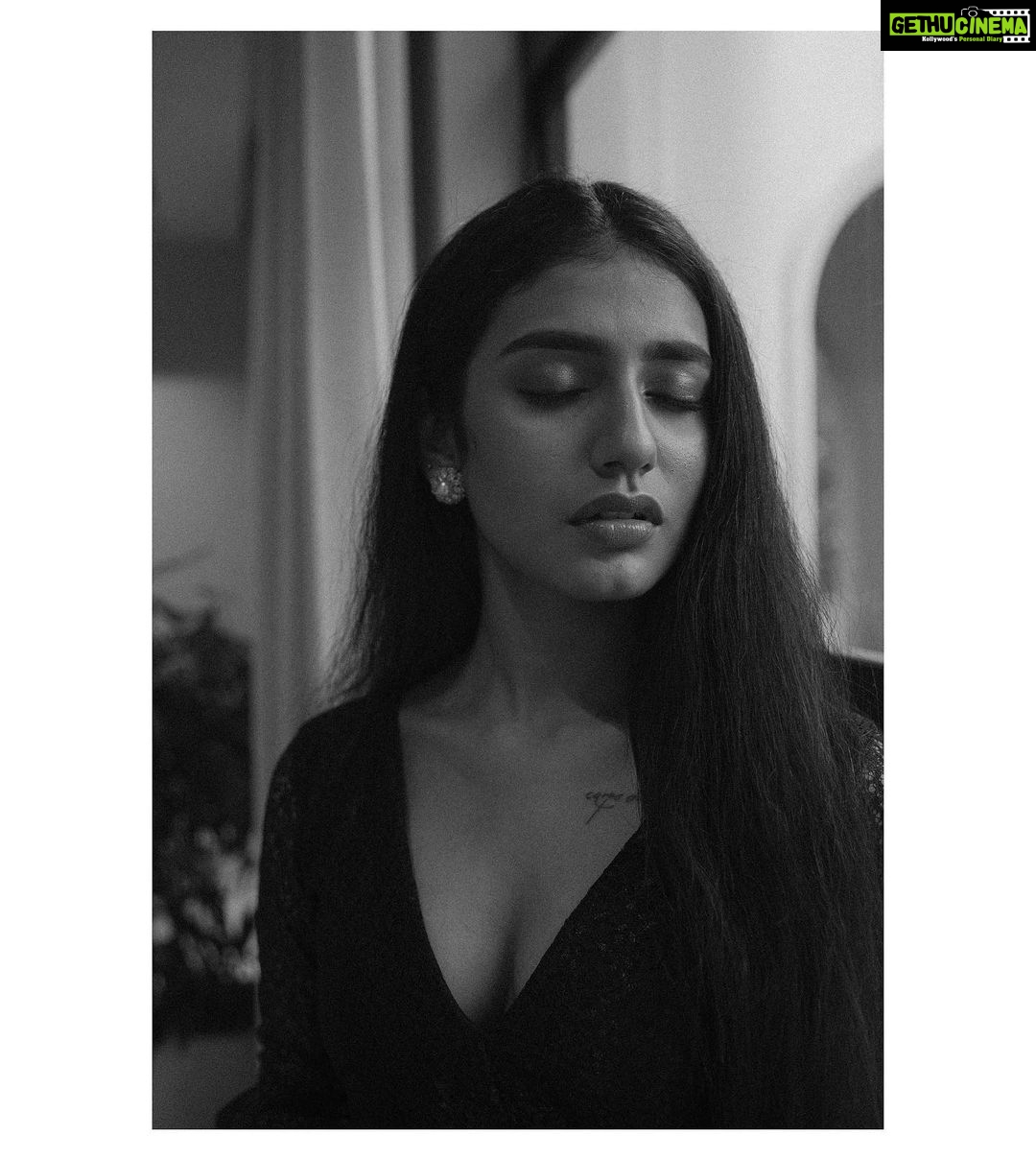 Priya Varrier Instagram - “When I am with you, we stay up all night. When you’re not here, I can’t go to sleep.” ― Rumi Stylist : @asaniya_nazrin Photography : @vaffara_ Makeup & Hair : @Samson_lei Assisted by : @messgirl4559 Outfit : @haaitiworld Earring : @studiobluefashions Production : @vaffaraproductions Post production : @iamvysak Movie : @sravan_clt Location : @portmuziriskochi