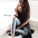 Priya Varrier Instagram – 😎
Pc: @shafishakkeer 
HMU: @makeupbytonymua 
Styling: @styledbysmiji