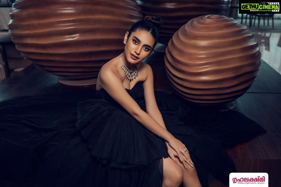 Priya Varrier Instagram - Celestial mess🪐 Designer and Stylist : @asaniya_nazrin Photography : @vaffara_ MakeUp And Hair : @Samson_lei Jewellery : @meralda.jewels Outfit : @Paris_de_boutique Magazine : @grihalakshmi_ Styling team : @s_ashwathy_s @_ros__mary_
