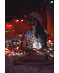 Priya Varrier Instagram - Joy to the world🎄  Pc: @albert_will.i.am