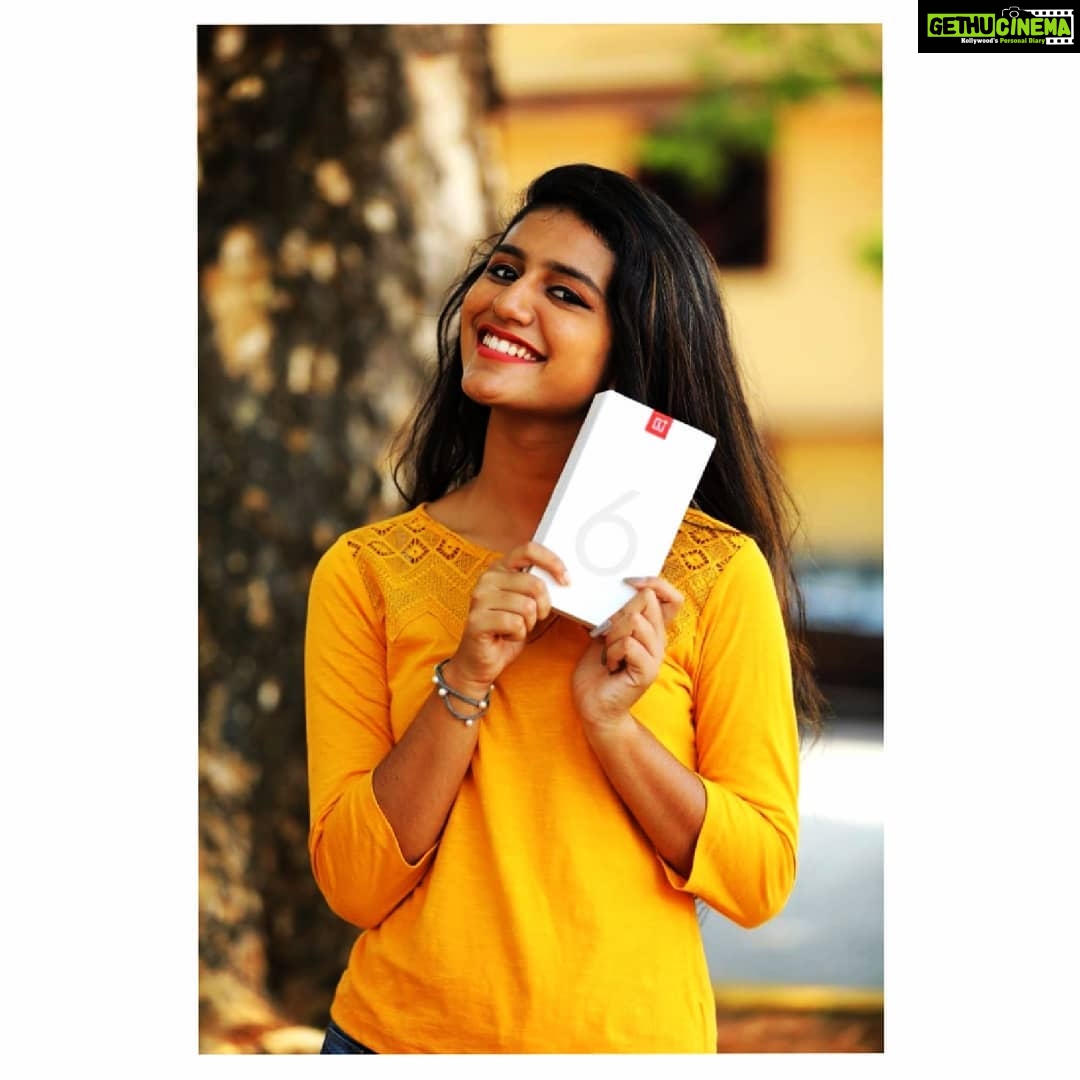 Priya Varrier - 0.9 Million Likes - Most Liked Instagram Photos