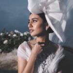Priya Varrier Instagram - 💎 Stylist : @asaniya_nazrin Makeup & Hair : @unnips Video : @_harikumar._ Jewellery : @ttdevassy Outfit : @paris_de_boutique Photography : @manekha_ @the_royal_knot Decor : @royalknotevents Photography team : @aghoriya #reelsinstagram #reels #trending #trendingreels #priyaprakashvarrier #AsaniyaNazrin #viralvideos #whitedress #whitewedding #whiteweddingdress #gowns Vypin Beach