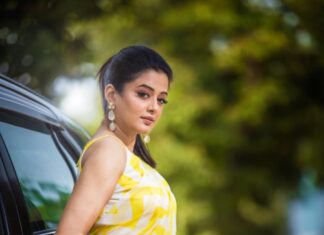 Priyamani Instagram - We are back with a brand new season....💃🏻💃🏻💃🏻💃🏻Thank you my darlingest louuuuuuu @mehekshetty for styling me soooo well in this gorgeous saree by @being_a_designer_ ❤️❤️..thank you @akalpa_by_harshitha for these beautiful earrings❤️❤️..pictures courtesy my favourite @sandeepgudalaphotography ❤️❤️..thank you my darling @makeupby_yadhu for always making me look soooo good❤️❤️love you sooo much always ❤️..thank you @shobhahawale for patiently doing my hairstyle so well for all these years ❤️❤️..assisted by @kakarla.p 🤗🤗🤗!! #dhee13 #kingsvsqueens #dontmissout‼️ #etv