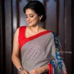 Priyamani Instagram – The perfect matching accessory for a saree is not jewellery…. but your SMILE… 😊😊..All hail my louuuuuu @mehekshetty for styling me so well in this gorgeous saree by @sareebari ..thank you my dearest @shamnakasim for the gorgeous earrings…❤️❤️❤️ pictures courtesy @futureframesphotography !! Makeup and hairstyle by my favourites @pradeep_makeup and @shobhahawale ❤️❤️❤️ ..assisted by @kakarla.p … #dheechampions #dontmissout #