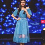 Priyamani Instagram – Wearing this super cute denim dress by @luluandskyofficial !! Styled by my one and only louuuu @mehekshetty ❤️❤️❤️ makeup and hair by my favourites @pradeep_makeup and @shobhahawale ❤️❤️ pictures courtesy the multi talented @sandeepgudalaphotography 🤗🤗🤗.. #dheejodi #etv #denimdress #mylovefordenims Hyderabad