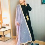 Priyamani Instagram - 💜💜💜💜🖤🖤🖤🖤🖤🖤 in this gorgeous Anarkali and lavender dupatta by @poornimans_official for the launch of @shoppre_official !! and this gorgeous jewellery courtesy @fanazaccessories !! Styled by my one and only louuu @mehekshetty !! Pictures courtesy none other than @mustufaraj1 ❤️!! MUA by the very talented and amazing @mariamnaz_mua !!❤️❤️ #excited #shoppre.com # Dubai, United Arab Emirates
