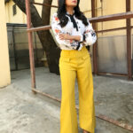 Priyamani Instagram - My louuuuu @mehekshetty is the bestest.....😘😘😘thank you for styling me so well in this flared pant and floral shirt by @sheinofficial !! Picture courtesy @sandeepgudalaphotography !! Makeup and hairstyle by @maheshdoiphode91 and @shobhahawale ❤️❤️❤️ #yesmypantisfolded #noidontcare #dhee10 #etv #wildcard #excitingepisode #dontmissit