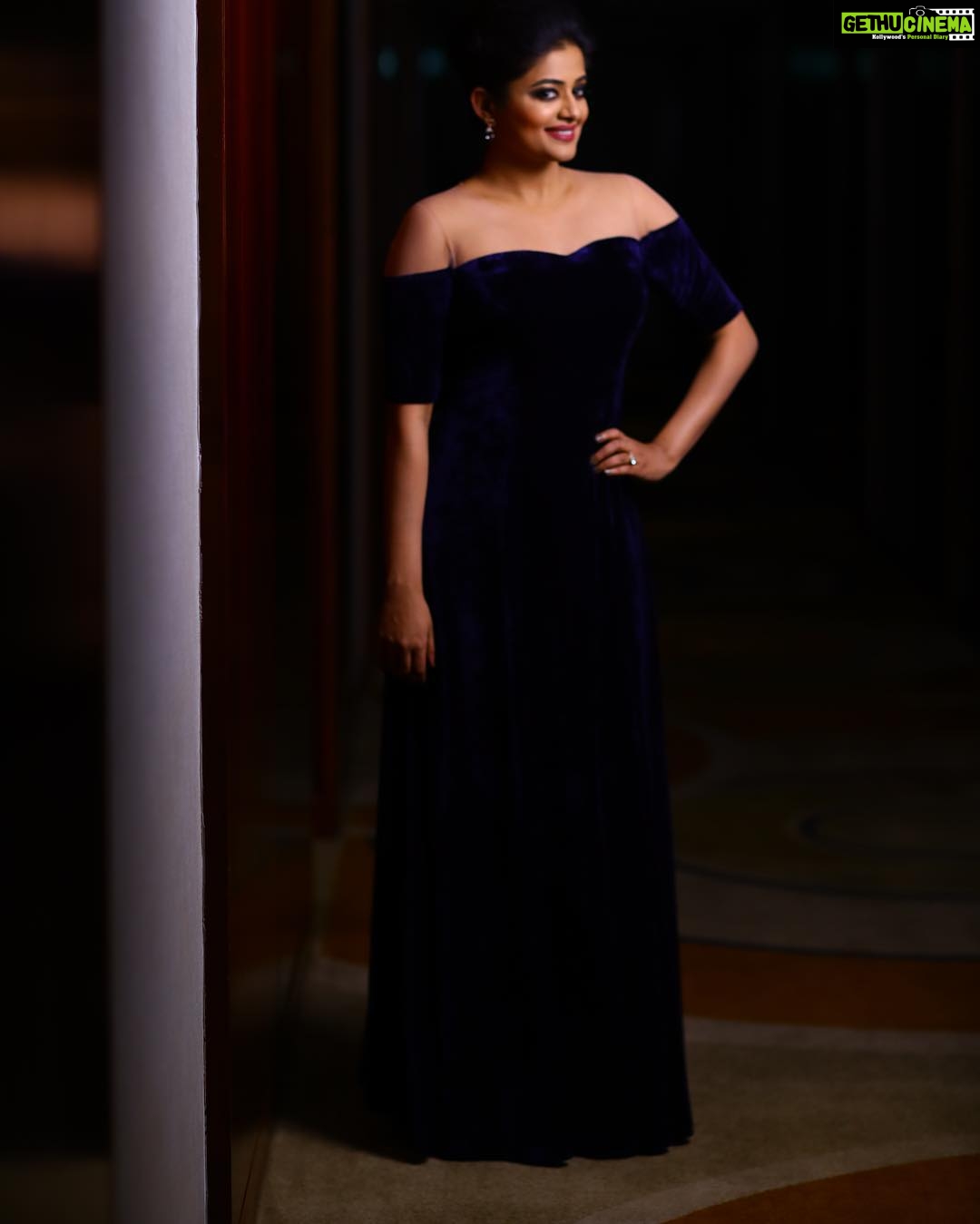 Priyamani Instagram - I sed it once and I say it again..each time I wear #Pranaah I feel it's made only for me!!!thank u so much @poornimaindrajith for this awesome blue velvet gown!!#laughingvilla#suryatv#makeup by my fav @renju_renjimar and hair by #sudhiAR