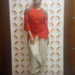 Priyamani Instagram - Thank u @sue.mue for this awesome indo western attire for the press meet of #Danakayonu.. thank u so much @incharaa_suresh for styling me!