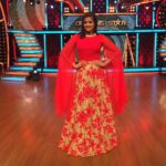 Priyamani Instagram - Red is in!!wearing this super awesome floral gold skirt with a nice red top designed by @azurabyraunika and styled by my louuu @mehekshetty!makeup and hair courtesy @ydu__makeup #dancingstar3#colourskannada