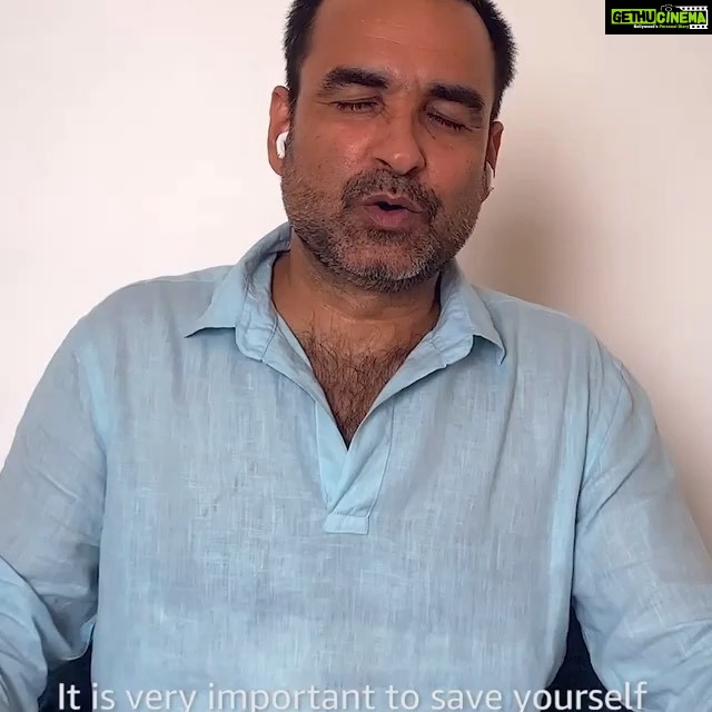 Priyamani Instagram - We can defeat Corona, but we can only do this together – get the shot#Unite2FightCorona… @primevideoin @pankajtripathi @bajpayee.manoj @banij @therealprithvi @jaideepahlawat @iamkirtikulhari @puneethrajkumar.official @balanvidya @rasikadugal @devadarshnichetan #Arya