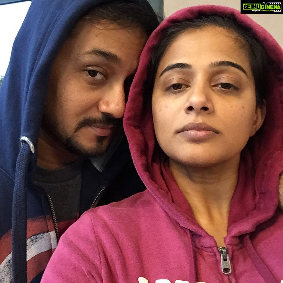 Priyamani Instagram - Hoodies gonna do our thang at downtown Chicago with @mustufaraj