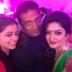 Priyamani Instagram – #prakashrajsir#goodfun