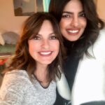 Priyanka Chopra Instagram – I’m still having a moment. One of my favourite actors on one of my favourite shows. @therealmariskahargitay you’re just as much of an inspiration in reality as you are on @lawandorder.svu it was incredible watching her and @kelligiddish shoot a hugely powerful scene… amazing!! Mom will be jealous lol! ❤️🎉 #daymade #fangirl New York, New York