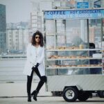 Priyanka Chopra Instagram – Just a girl and her coffee cart.. #nycdiaries @abcquantico New York, New York