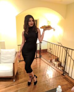 Priyanka Chopra Instagram - This is how we do it.. #thanksgiving #foodcoma ❤️🙏🏼🥂🎉 Los Angeles, California