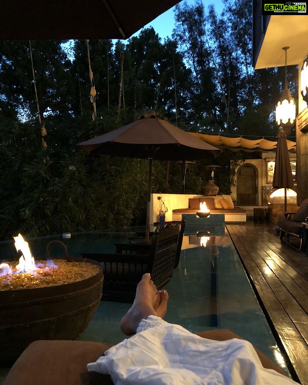 Priyanka Chopra Instagram - Simple pleasures😉 Long weekend. #lalife🌴 #thanksgiving #homeiswhereyouparkit Beverly Hills, California