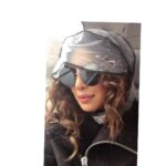 Priyanka Chopra Instagram - Me and my rain bonnet.. did I make it cute? 😂 Lol #shootdays #rainydays 🌧💦 @abcquantico New York, New York
